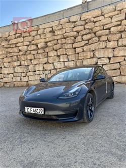 تسلا موديل 3